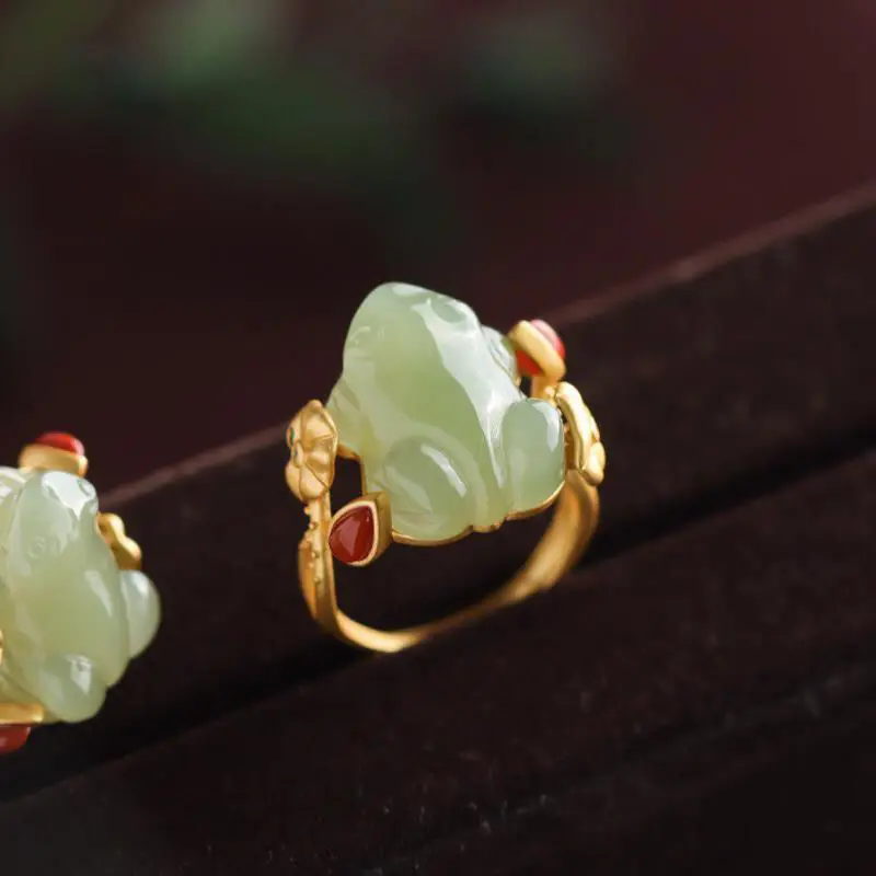 Wedding Yes - الأخضر اليشم الضفدع خواتم Charms الطبيعية